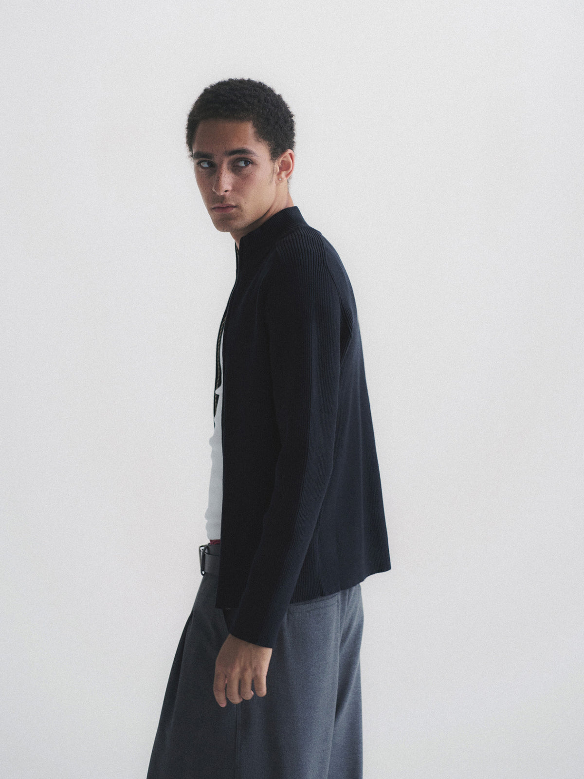 Thread | Ribbed Fitted Zip-Up Knit Cardigan