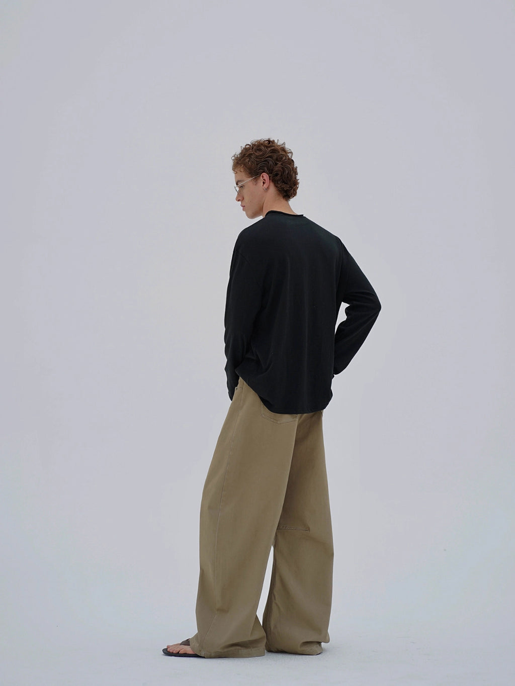 Knot | Denim Curved Jeans