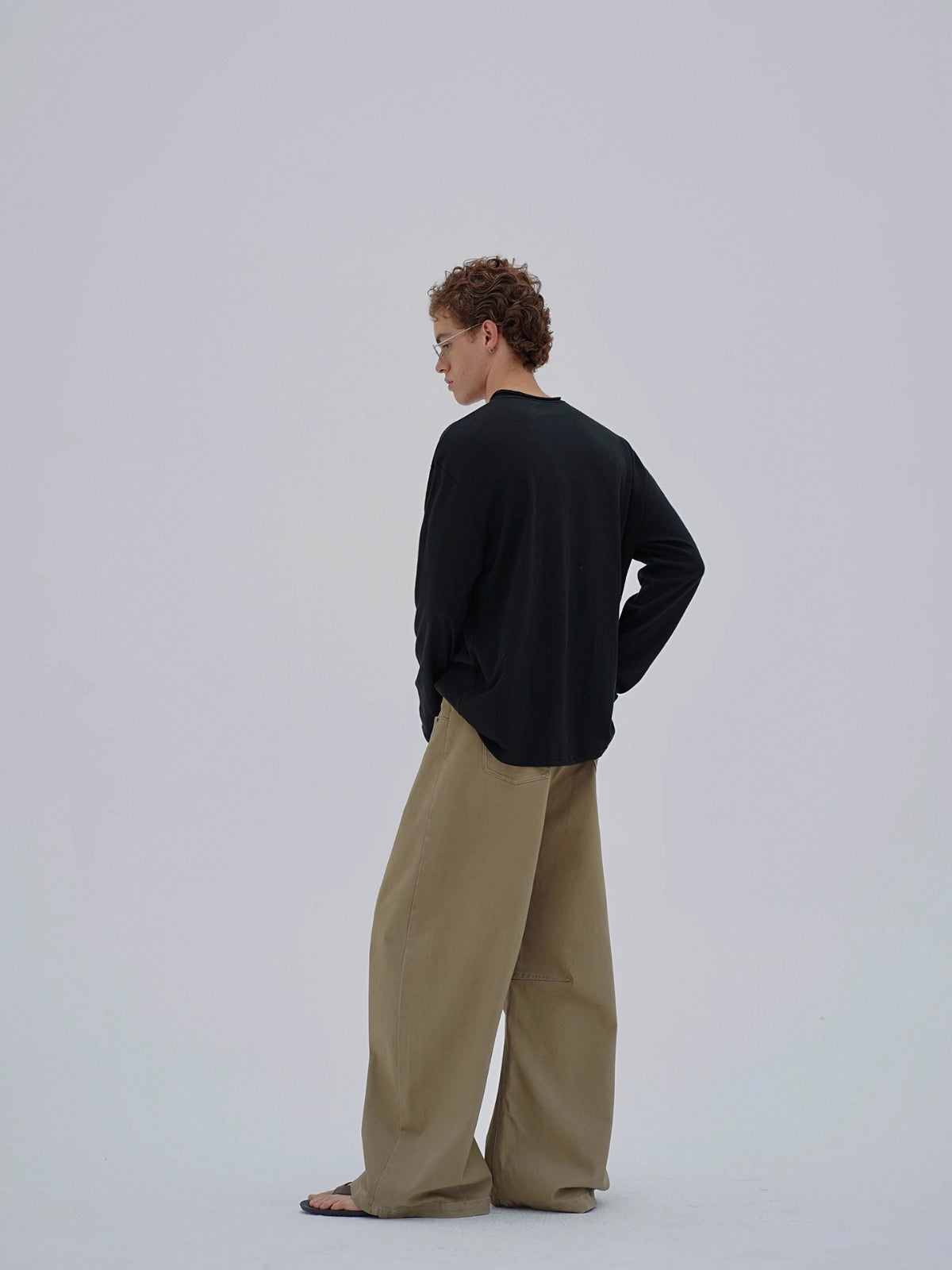Knot | Denim Curved Jeans