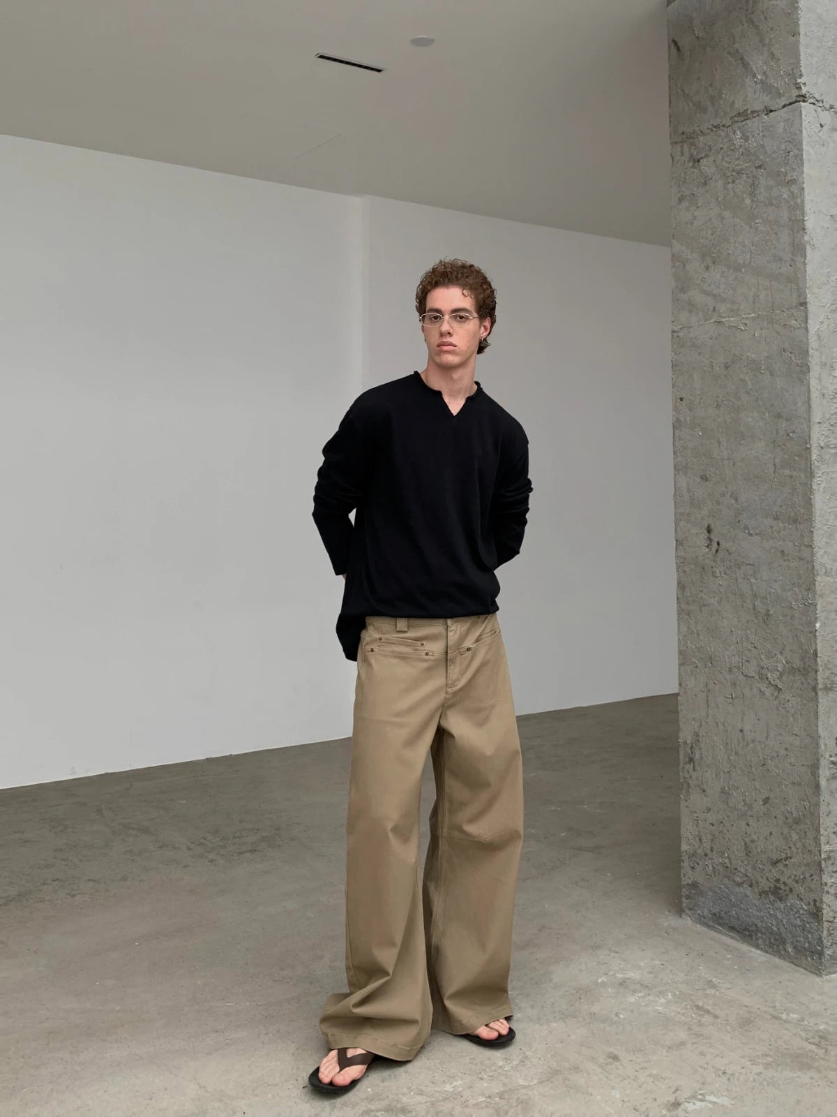 Knot | Indigo Curved Jeans