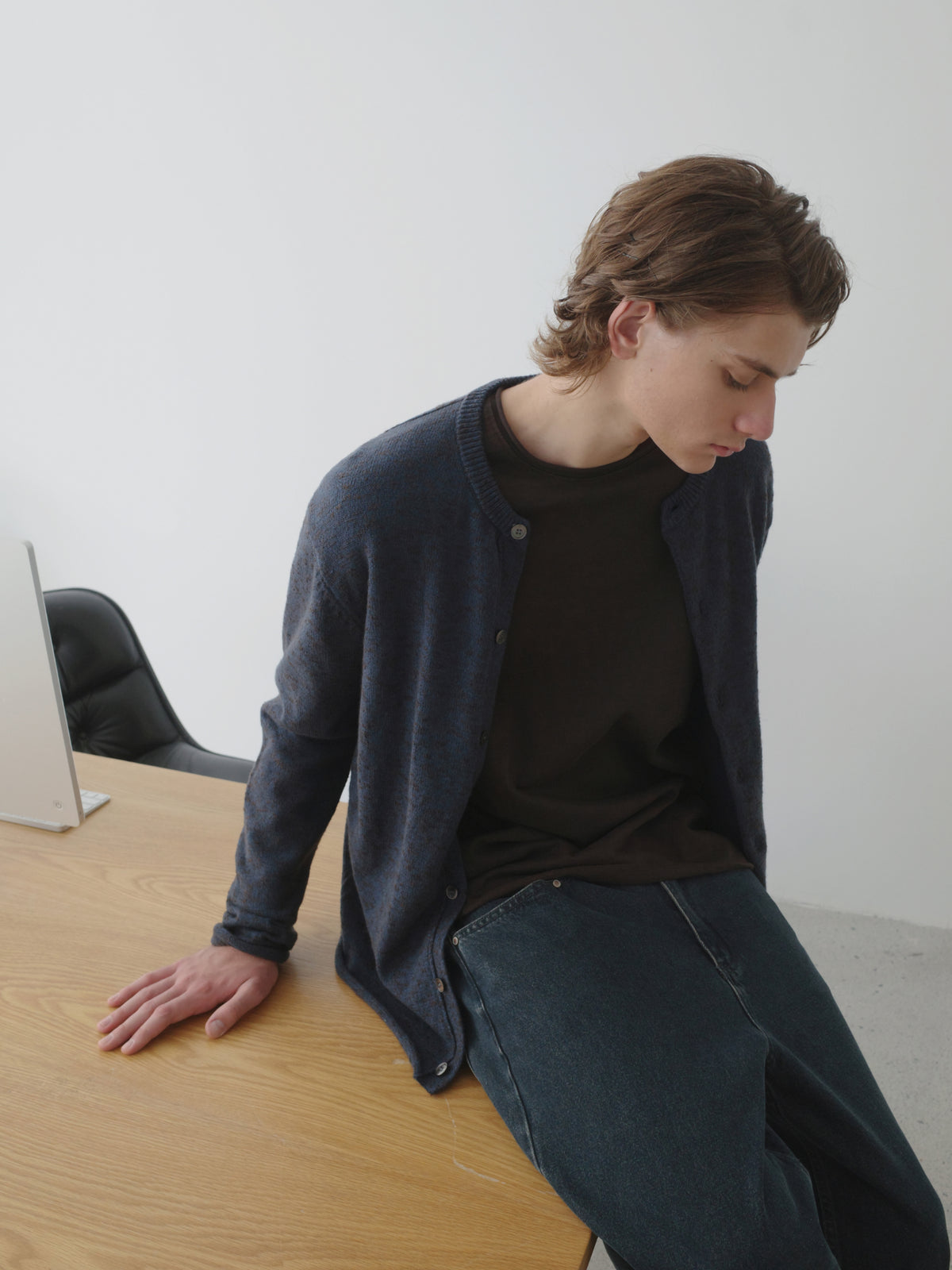 Relaxed Crew Neck Knit Cardigan