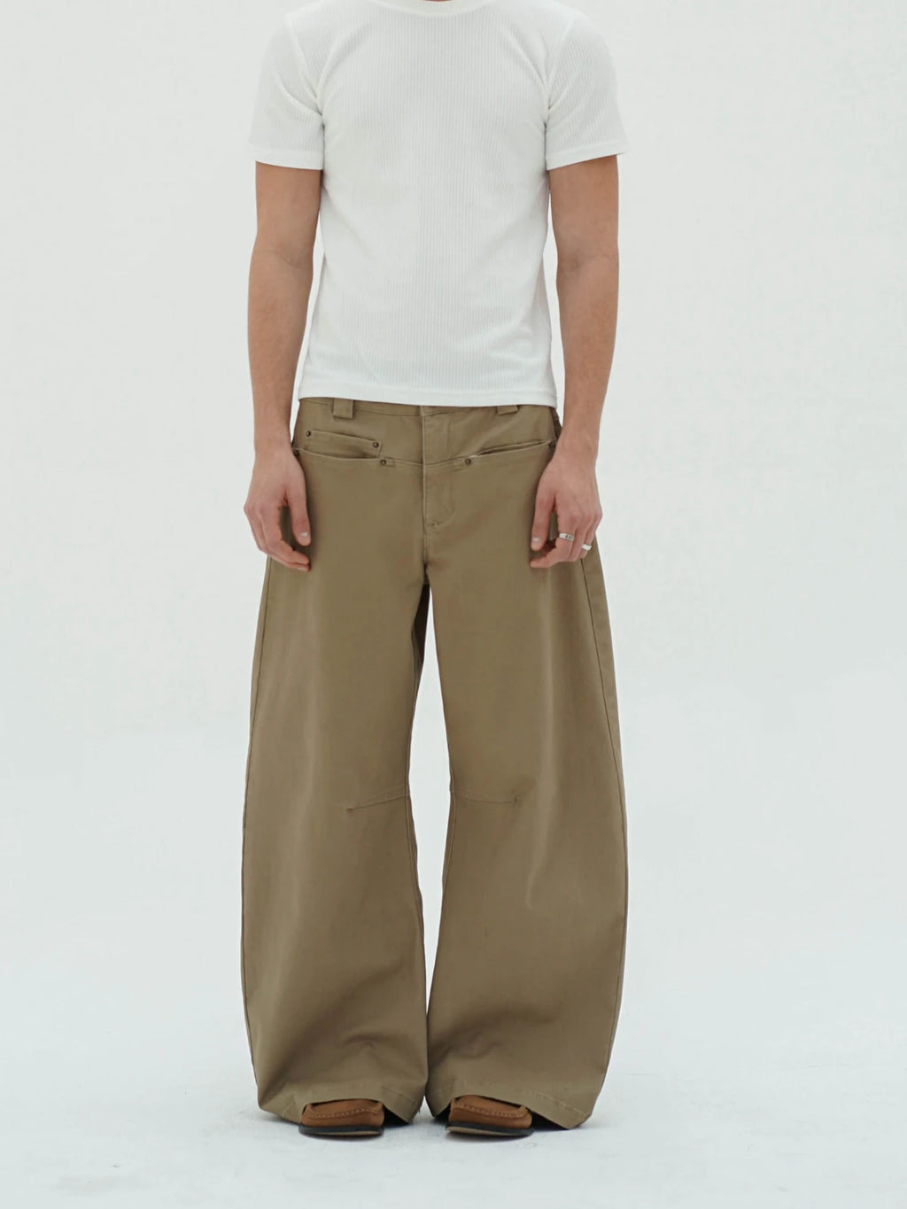 Knot | Denim Curved Jeans