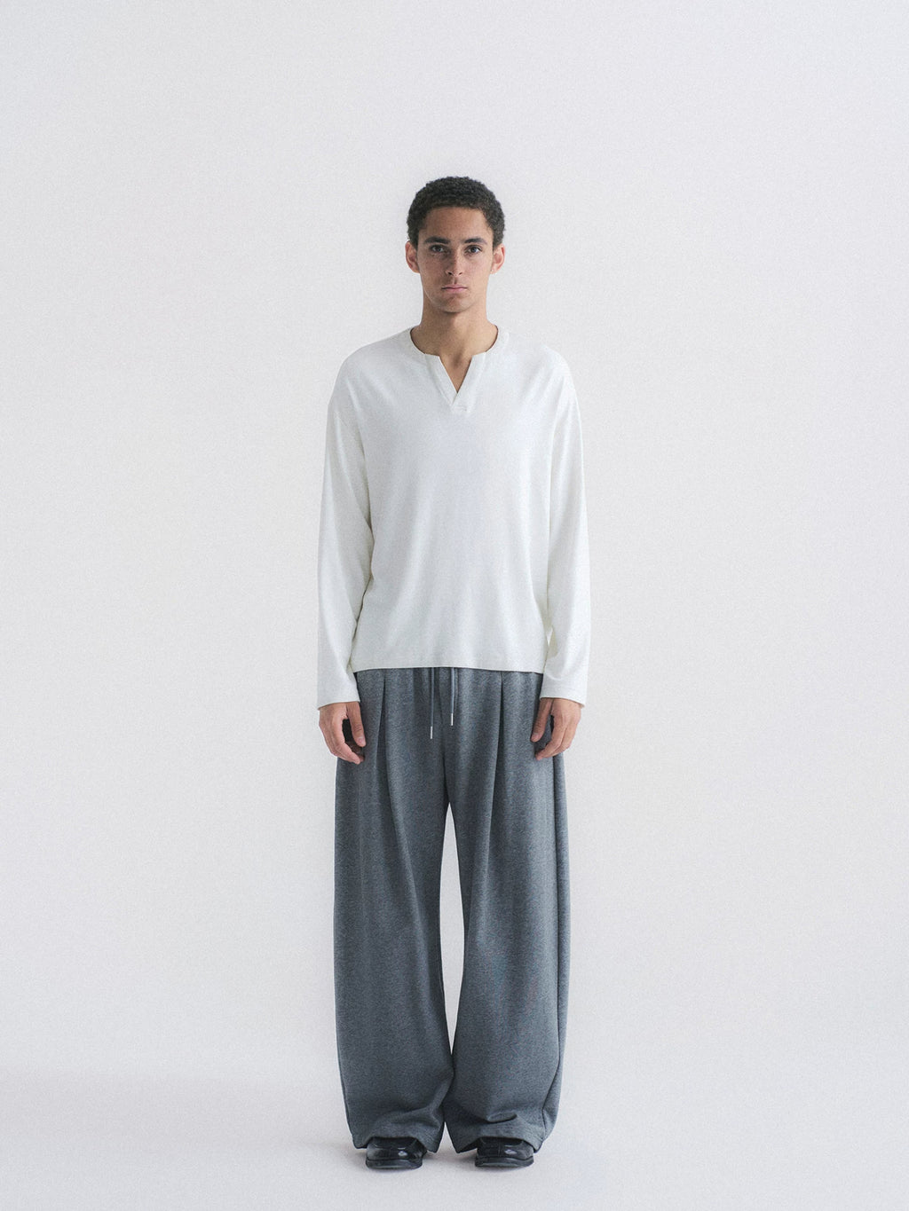 Double Pleated Wide Leg Sweatpants