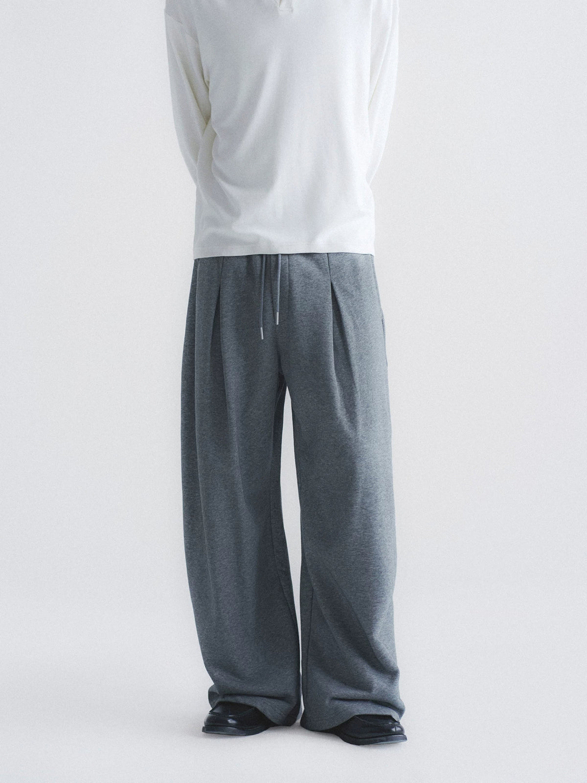Double Pleated Wide Leg Sweatpants