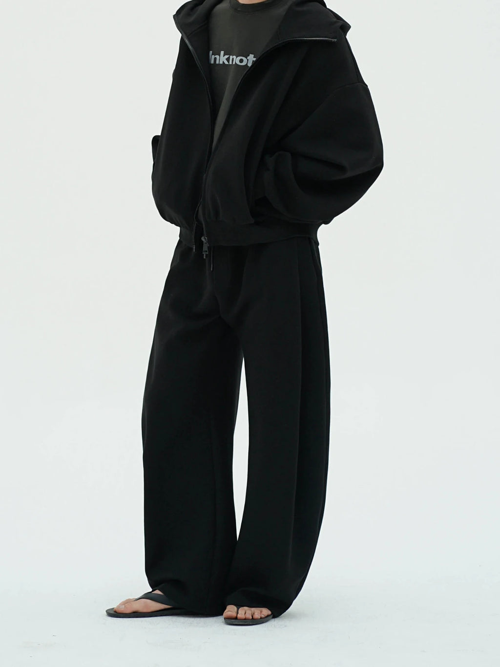 Thread | Structure Curved Sweatpants