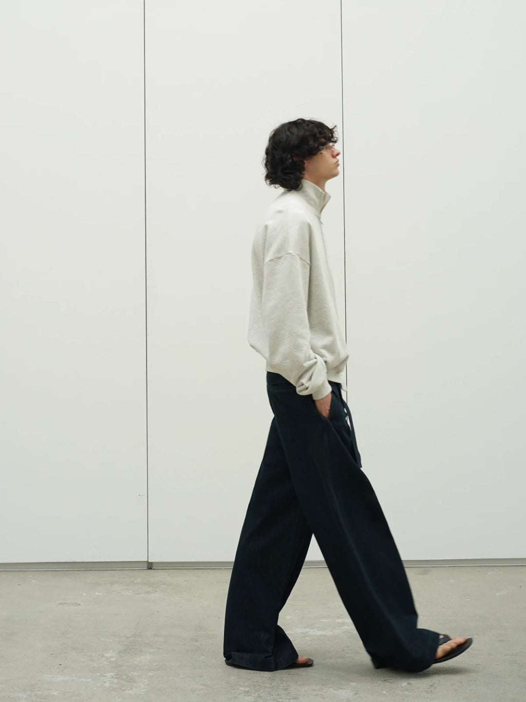 Knot | Denim Belted Curved Jeans