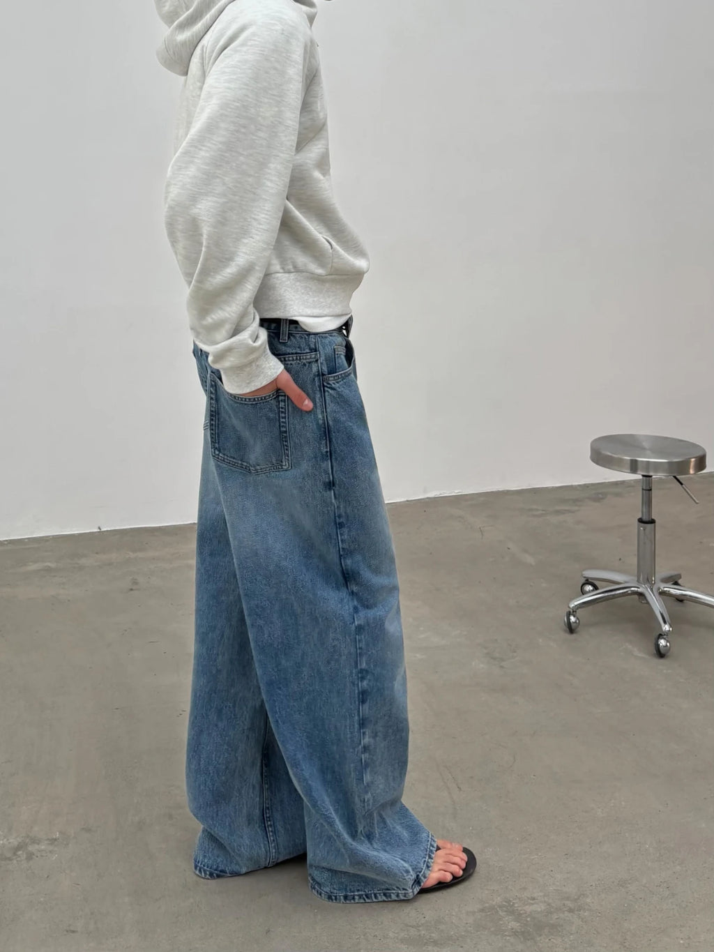 Thread | Denim Faded Indigo Baggy Jeans