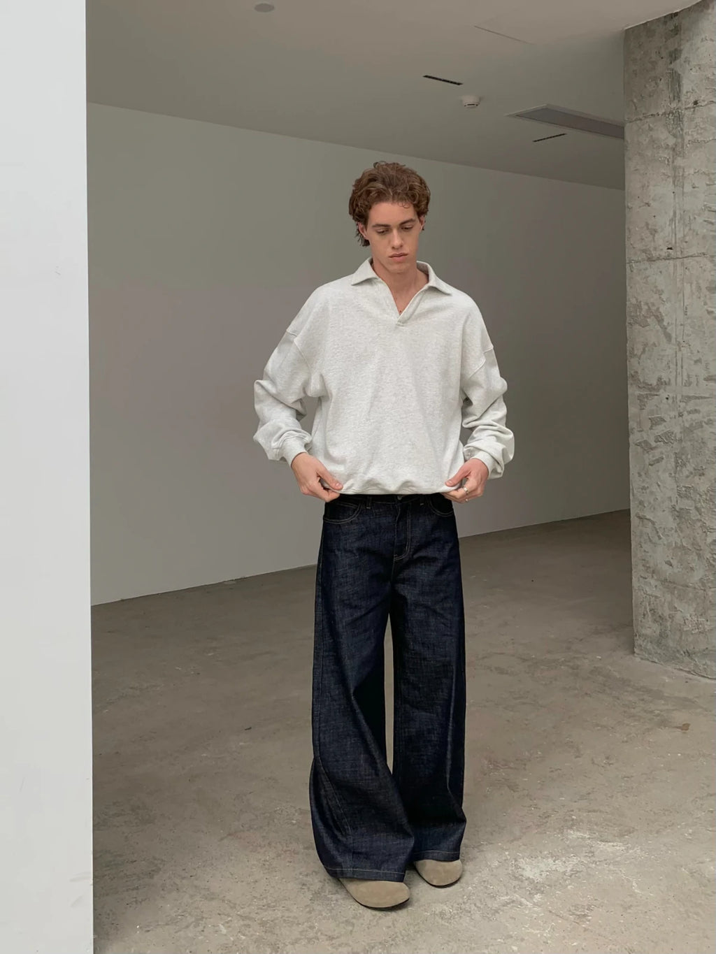 Thread | Denim Raw Curved Jeans