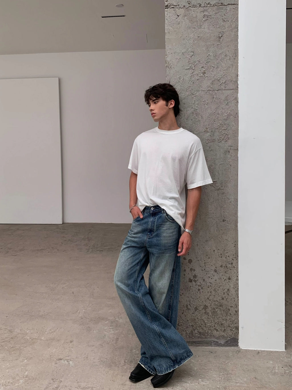 Thread | Essential Lightweight Tee