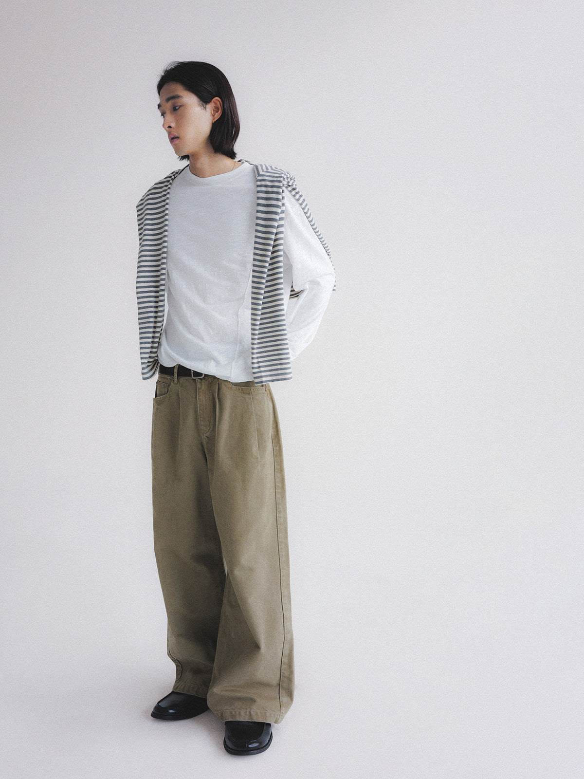 Thread | Washed Lyocell Double-Pleat Jeans