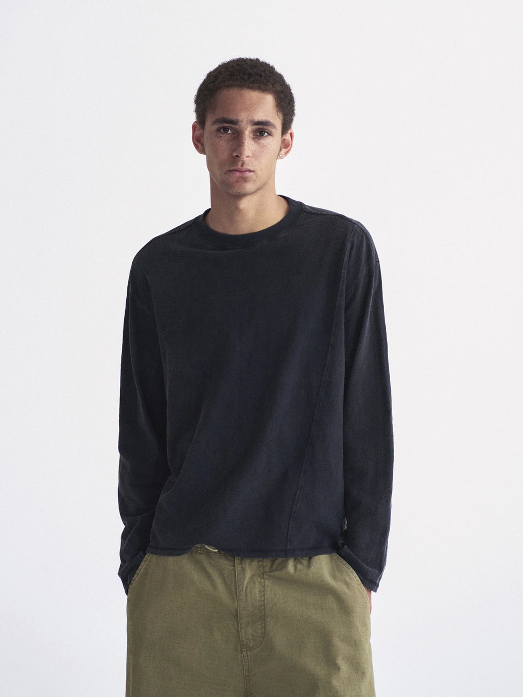 Thread | Slub Cotton Asymmetric L/S Tee