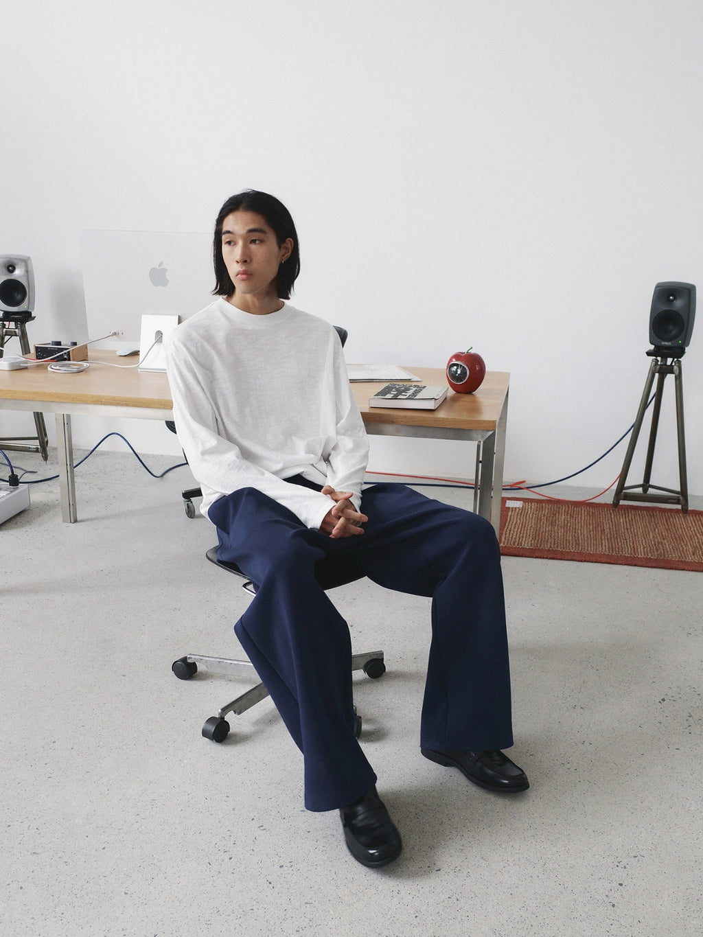 Thread | Slub Cotton Asymmetric L/S Tee