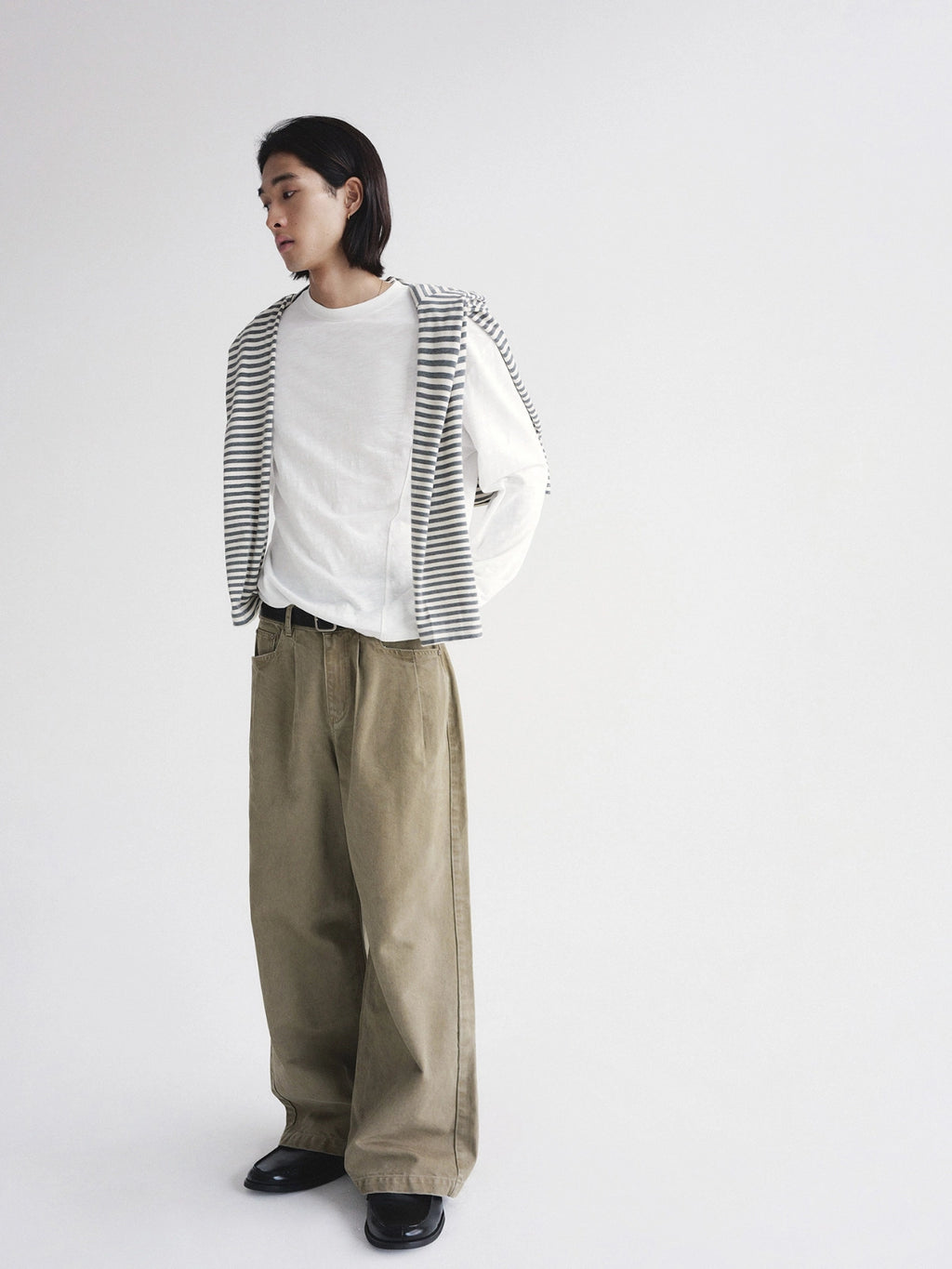 Thread | Slub Cotton Asymmetric L/S Tee