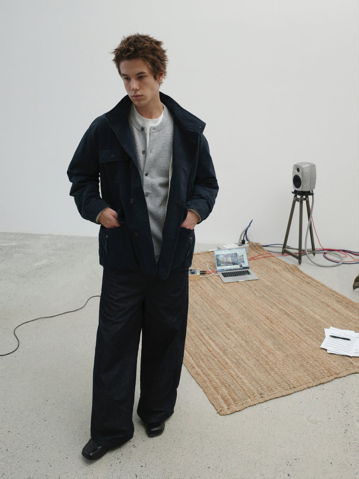 Curved Leg Baggy Jeans