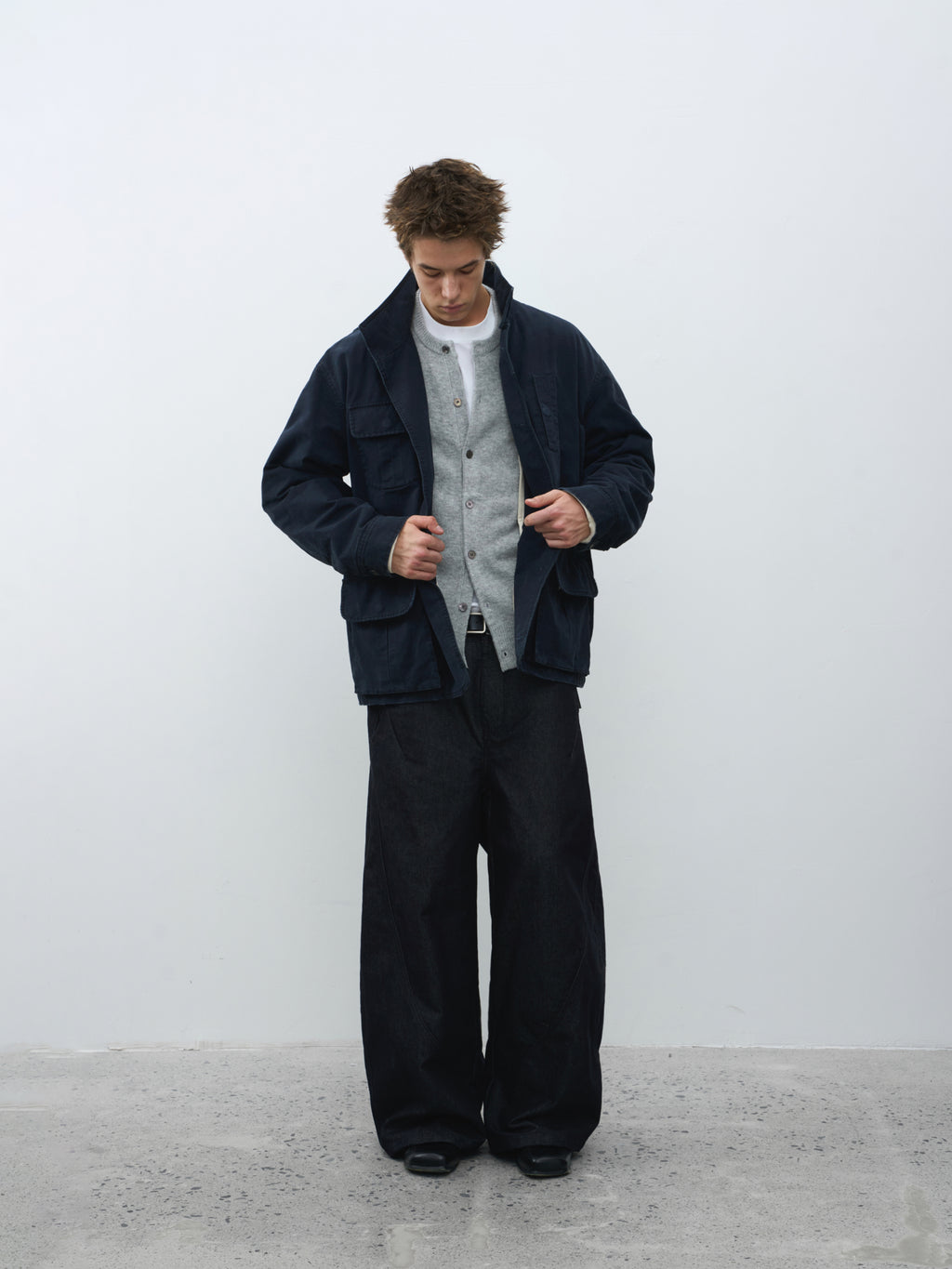 Curved Leg Baggy Jeans