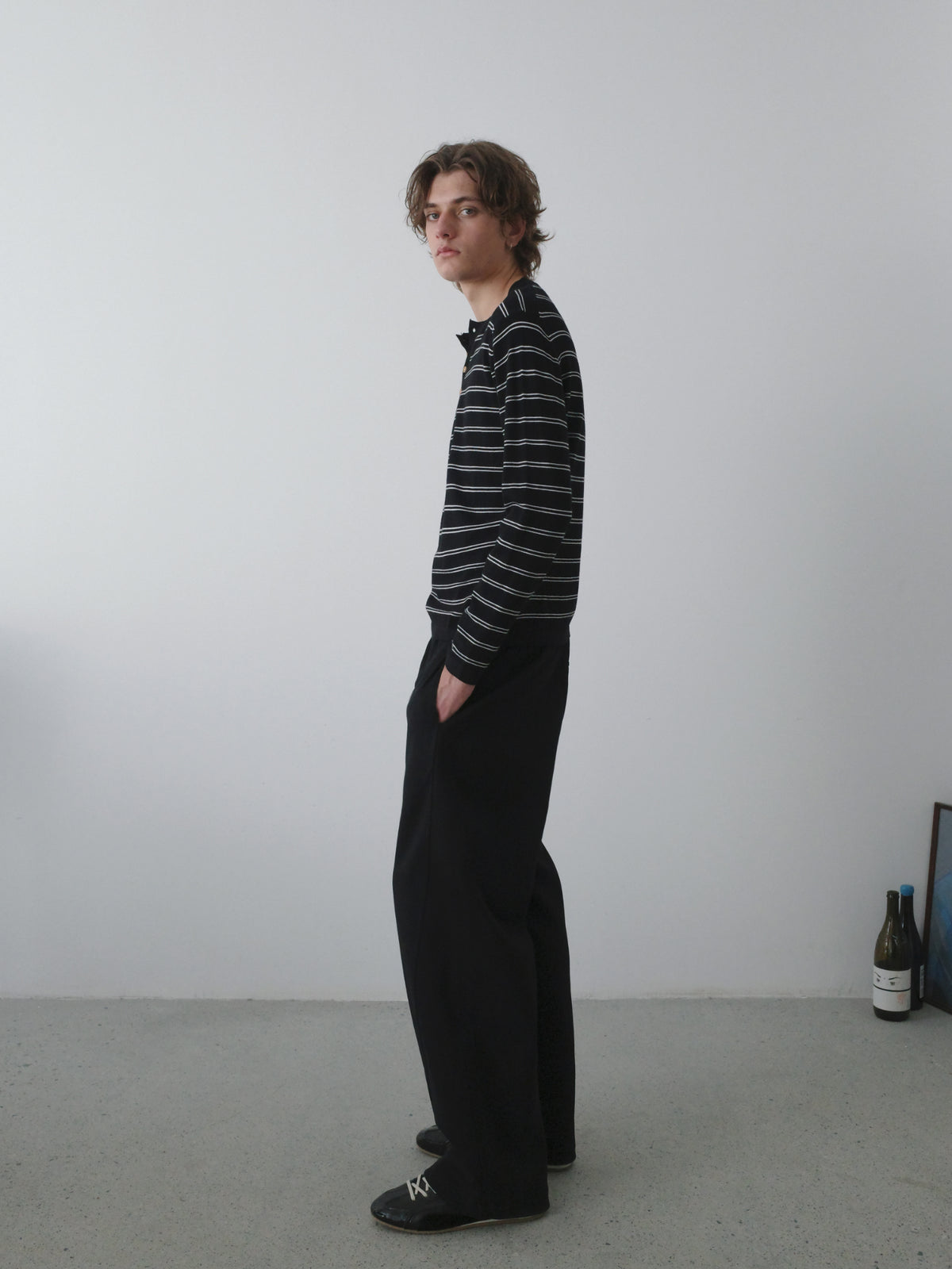 Curved Leg Relaxed Sweatpants