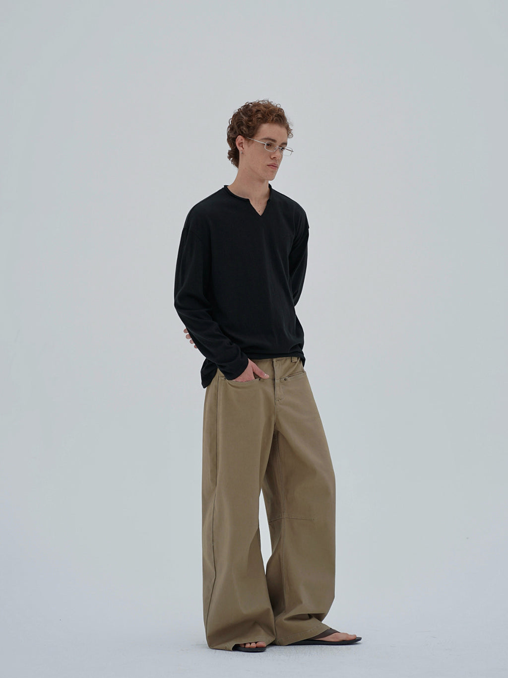 Thread | Raw Edge Relaxed V-Neck Knit