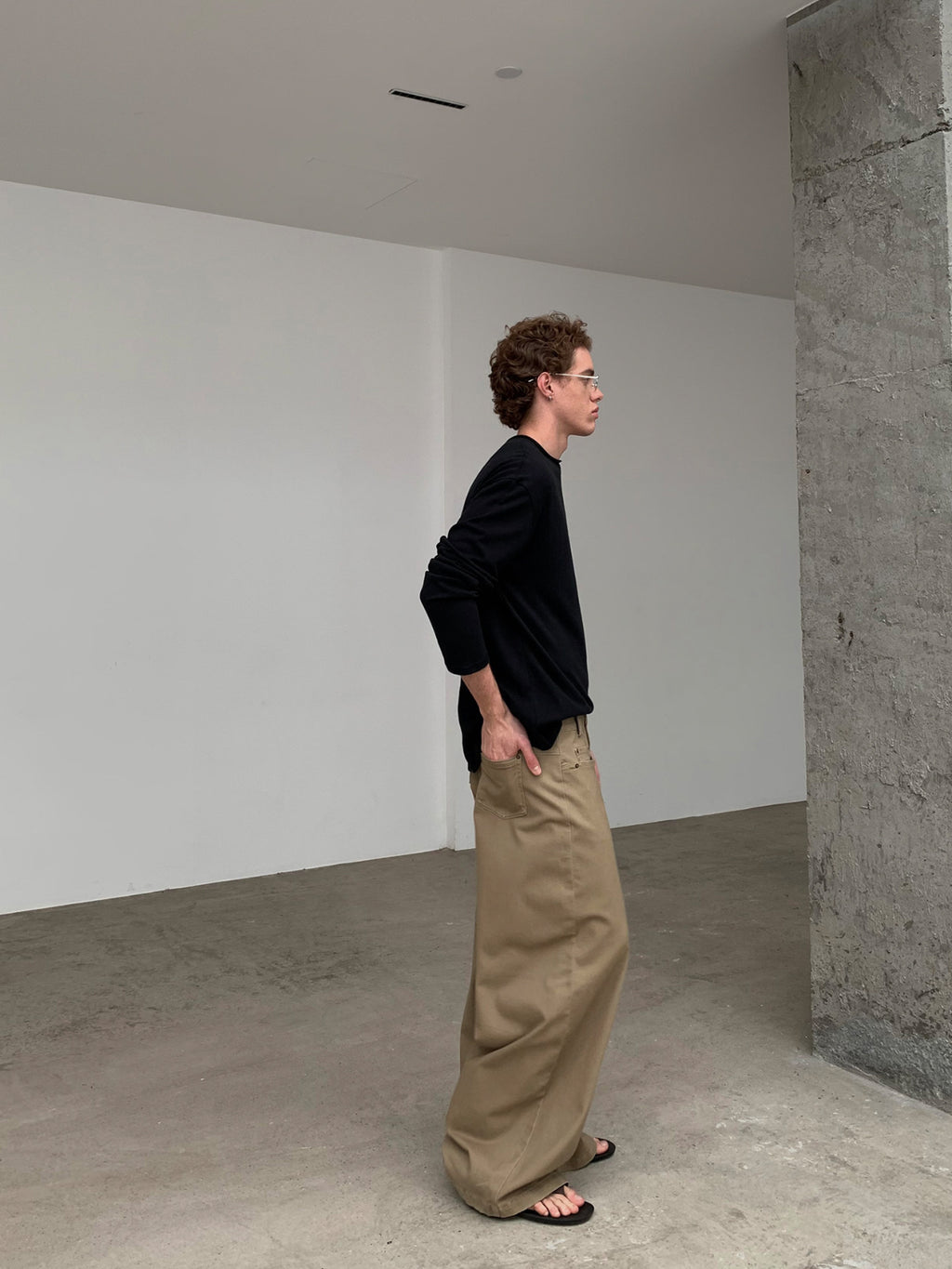 Thread | Raw Edge Relaxed V-Neck Knit