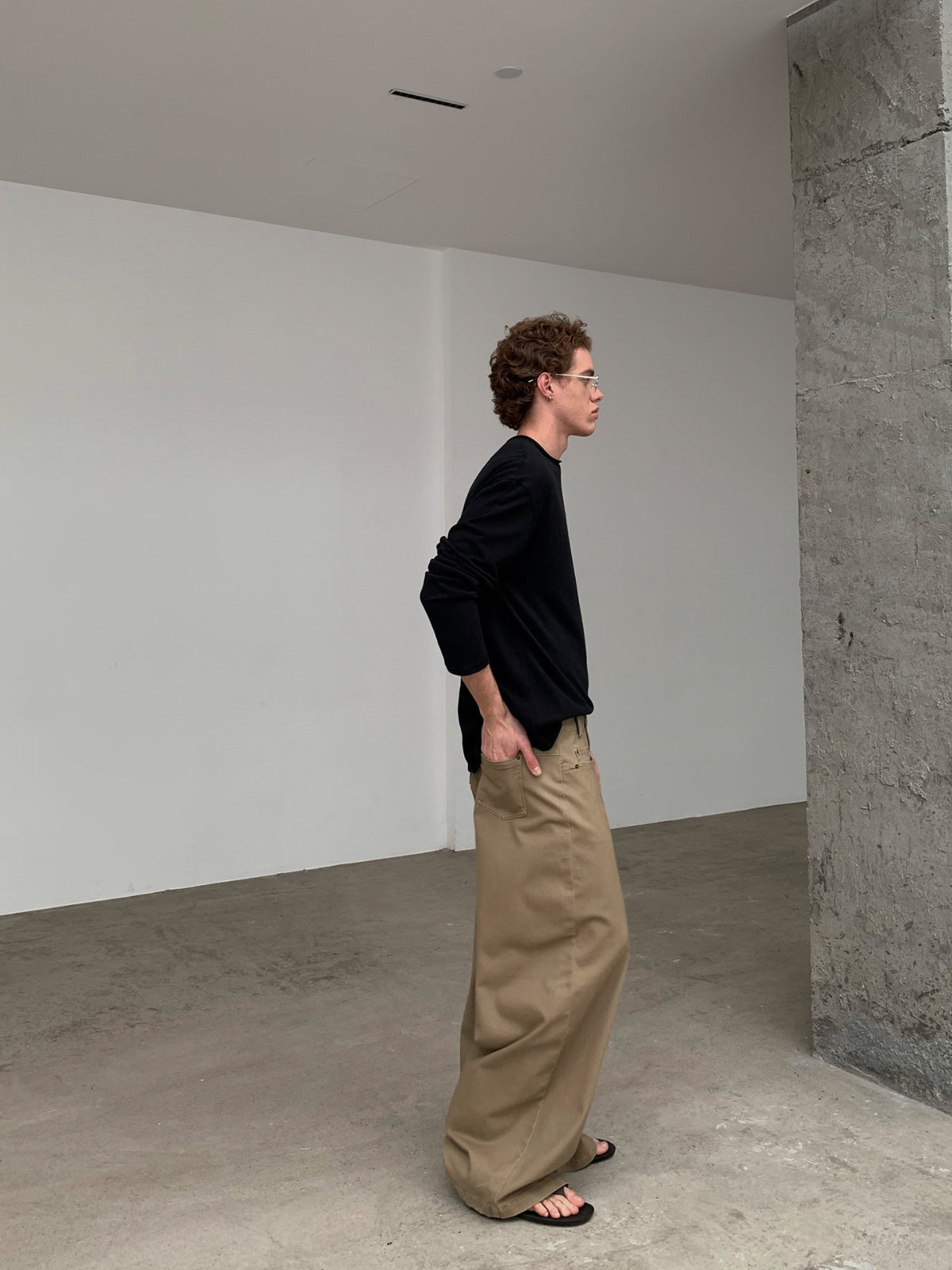 Thread | Raw Edge Relaxed V-Neck Knit