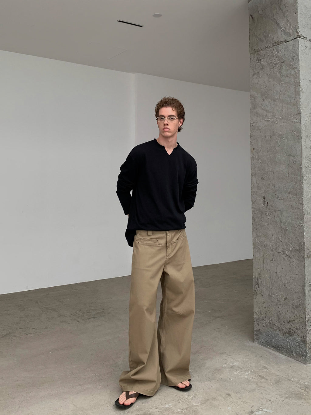 Thread | Raw Edge Relaxed V-Neck Knit
