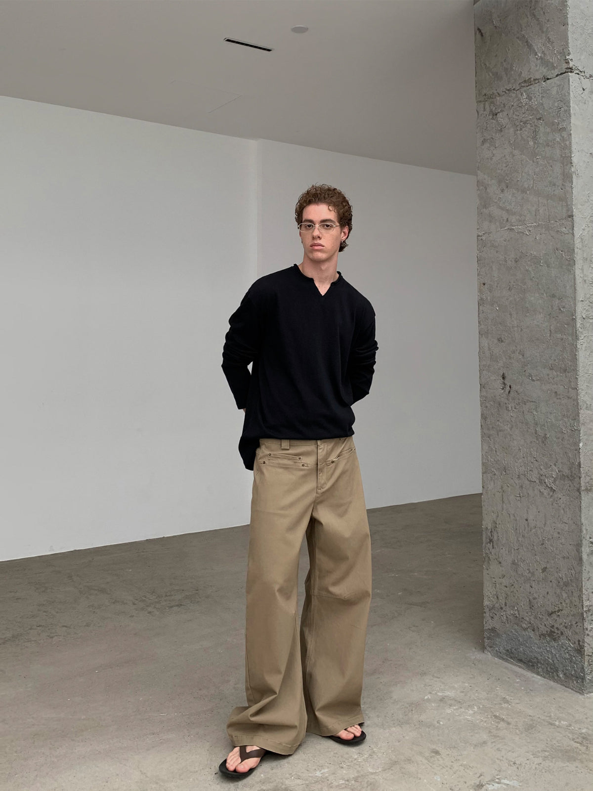 Thread | Raw Edge Relaxed V-Neck Knit