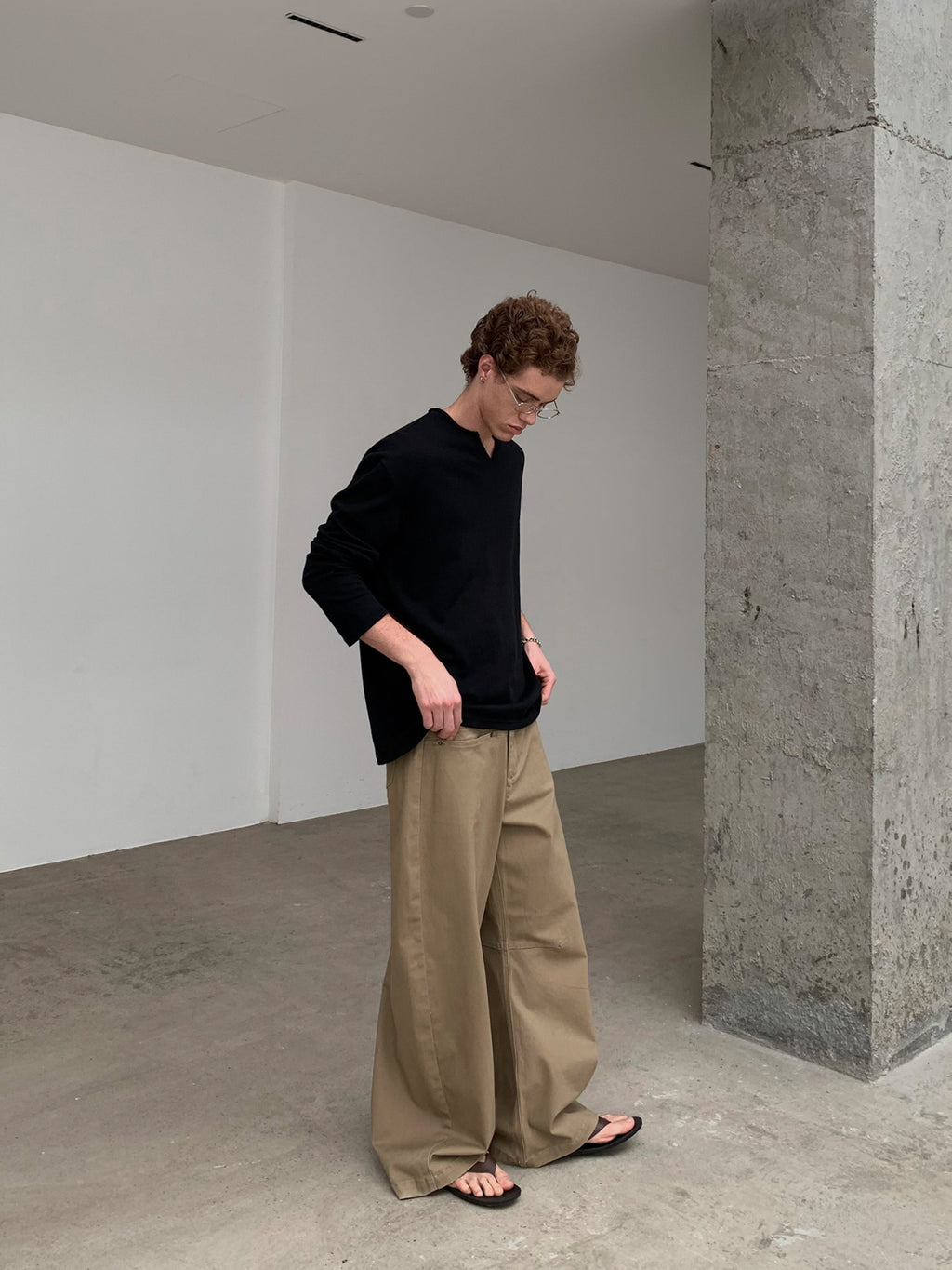 Thread | Raw Edge Relaxed V-Neck Knit